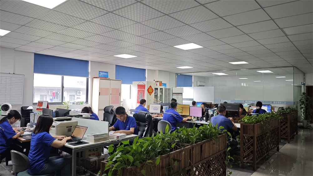 Maifeng Precision service team